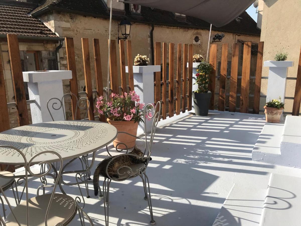 Logis Saint Vivant Volnay  Eksteriør billede
